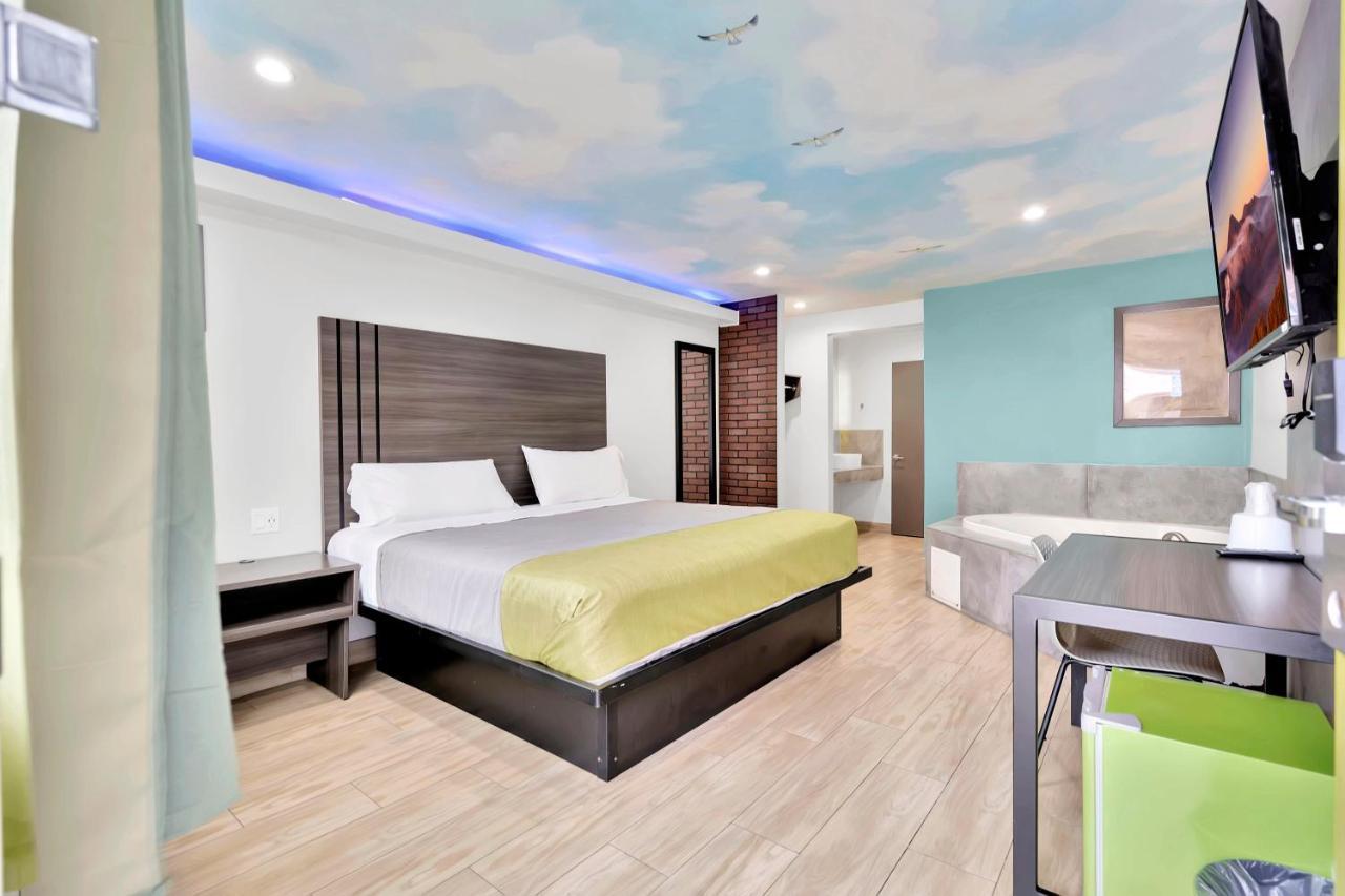 Exclusivo Inn And Suites Lakewood Luaran gambar